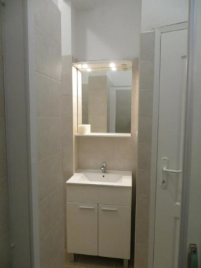  Apartmani Depikolozvane  Крк